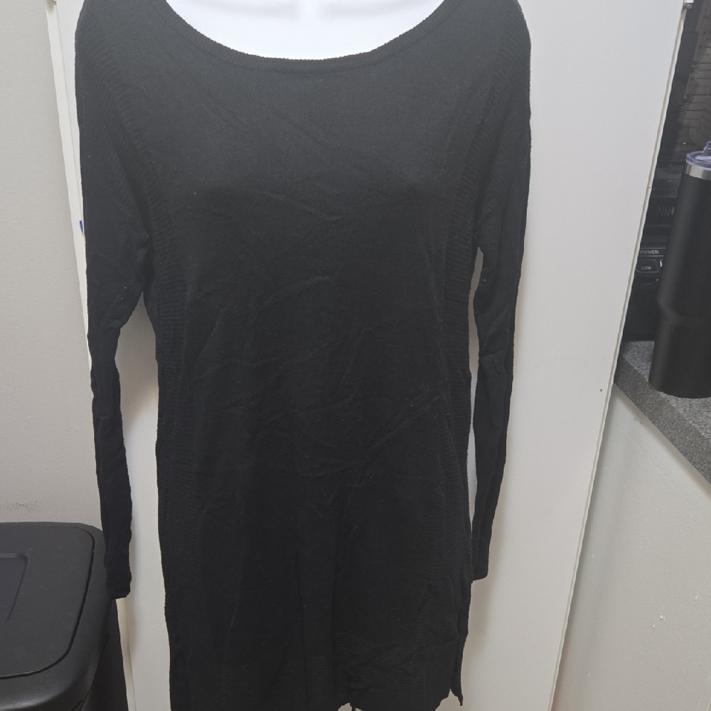 Mossimo Supply Co. Black and Tan Crew Neck Sweaters - Picture 6 of 7